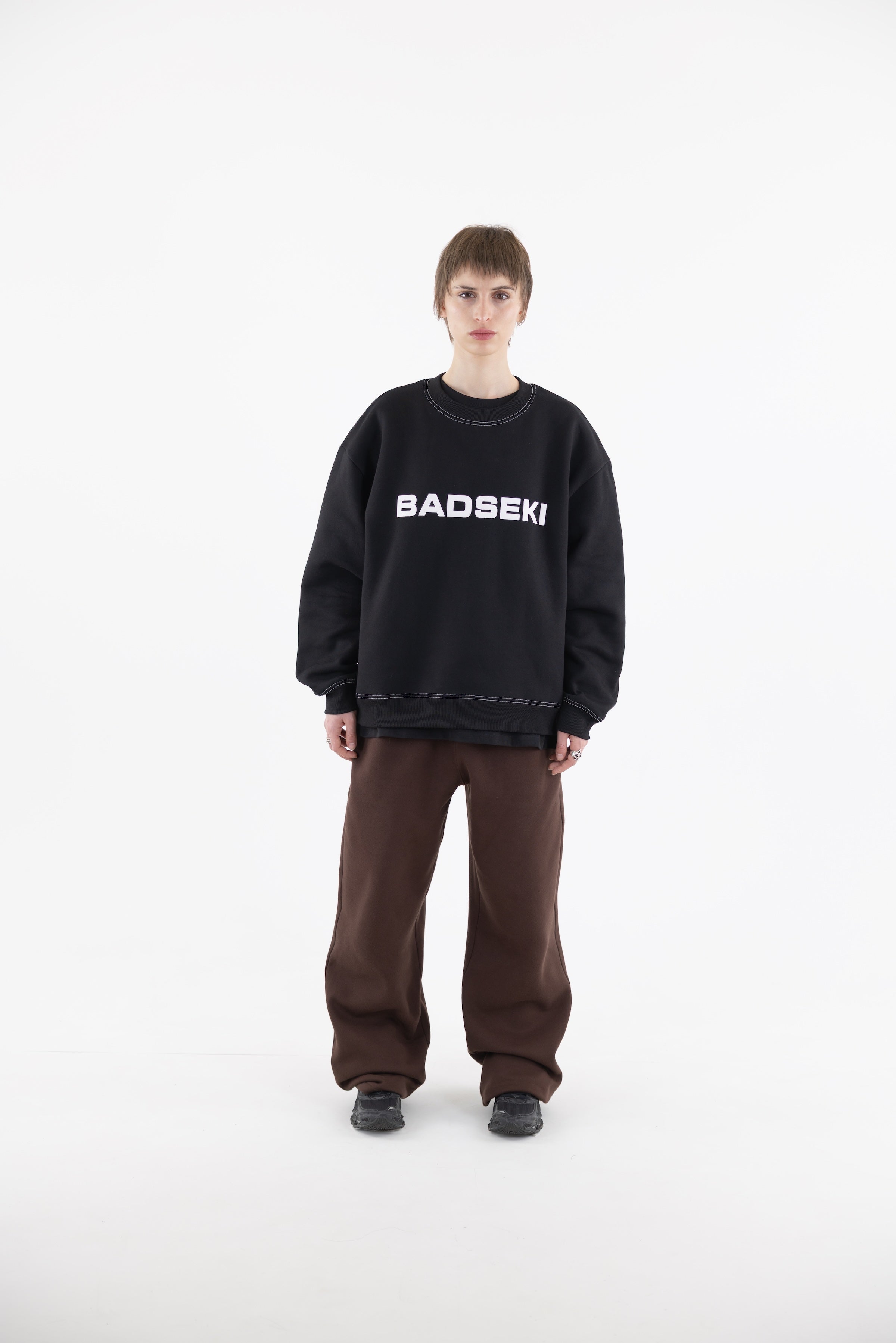 LOGO CREWNECK BLACK/BROWN